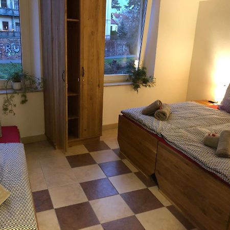 Kl17 Ostel Doebeln Hostel Buitenkant foto