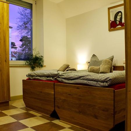 Kl17 Ostel Doebeln Hostel Buitenkant foto
