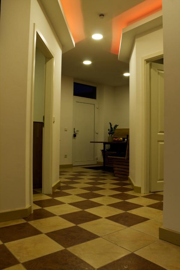 Kl17 Ostel Doebeln Hostel Buitenkant foto