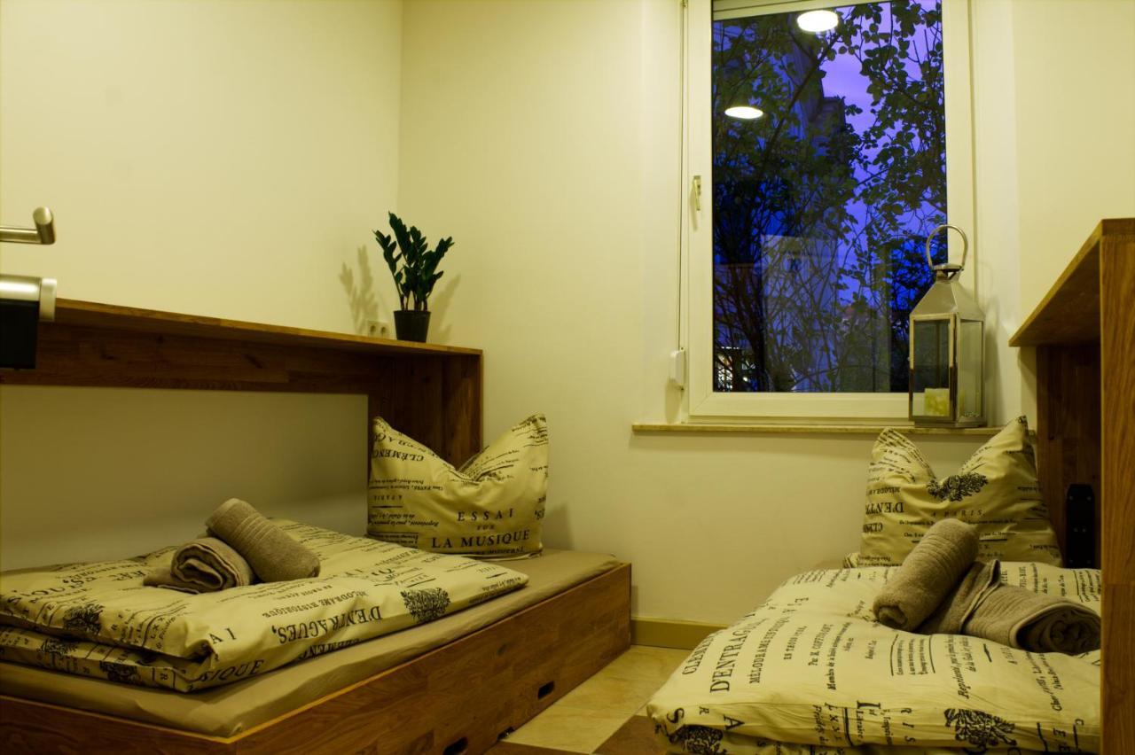 Kl17 Ostel Doebeln Hostel Buitenkant foto