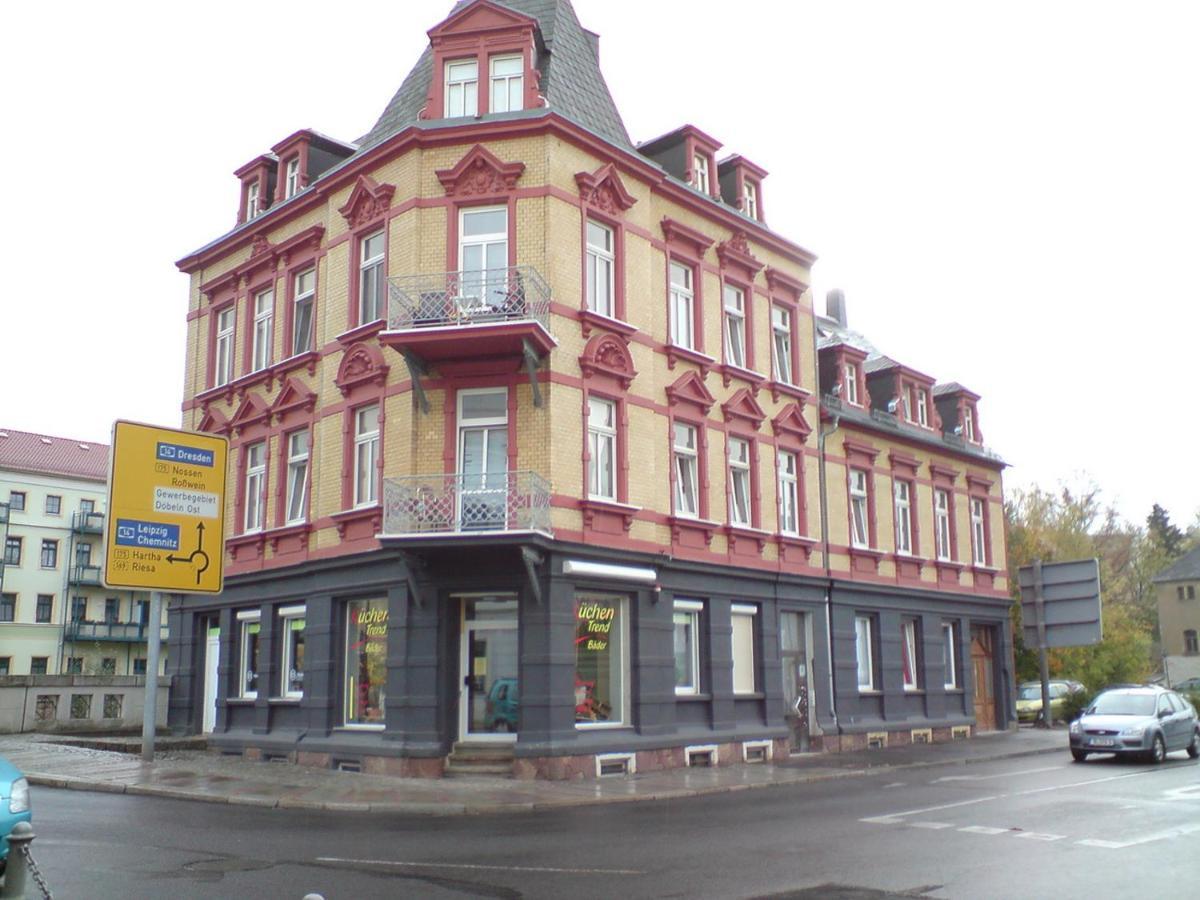 Kl17 Ostel Doebeln Hostel Buitenkant foto